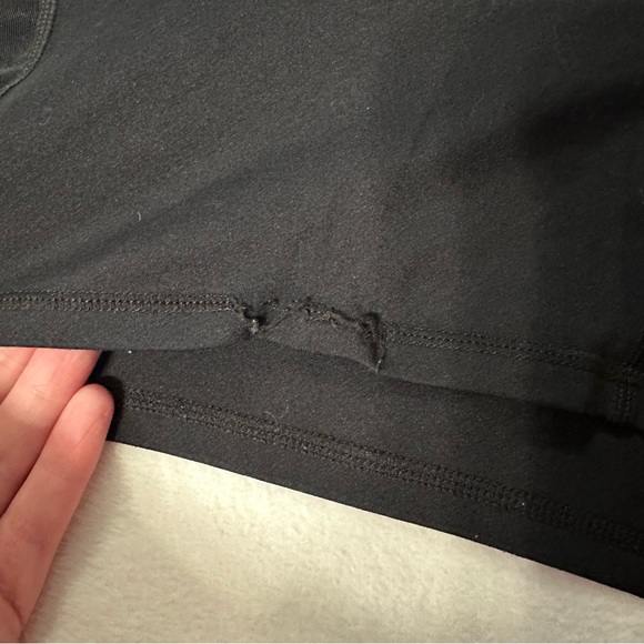 Fabletics Plus Size Trinity Motion 365 Mid Rise 5” Shorts in Black/Micro Leo 3X - Picture 5 of 7